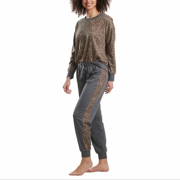 Splendid Leopard print pajama set Medium - Picture 2 of 8